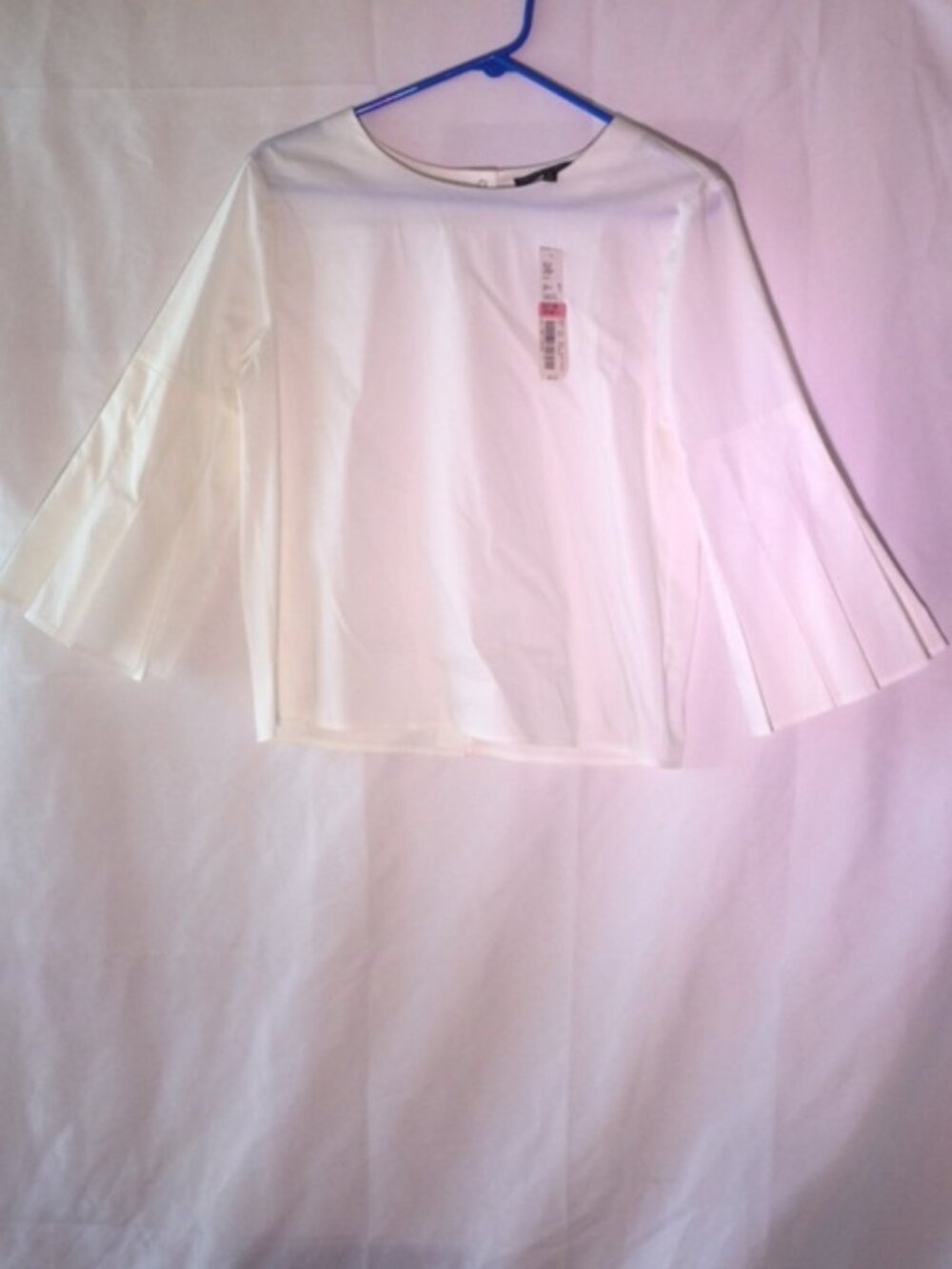 Antonio Melani Cheshire Cotton Blend White Blouse NWT Size Small Bell Sleeve